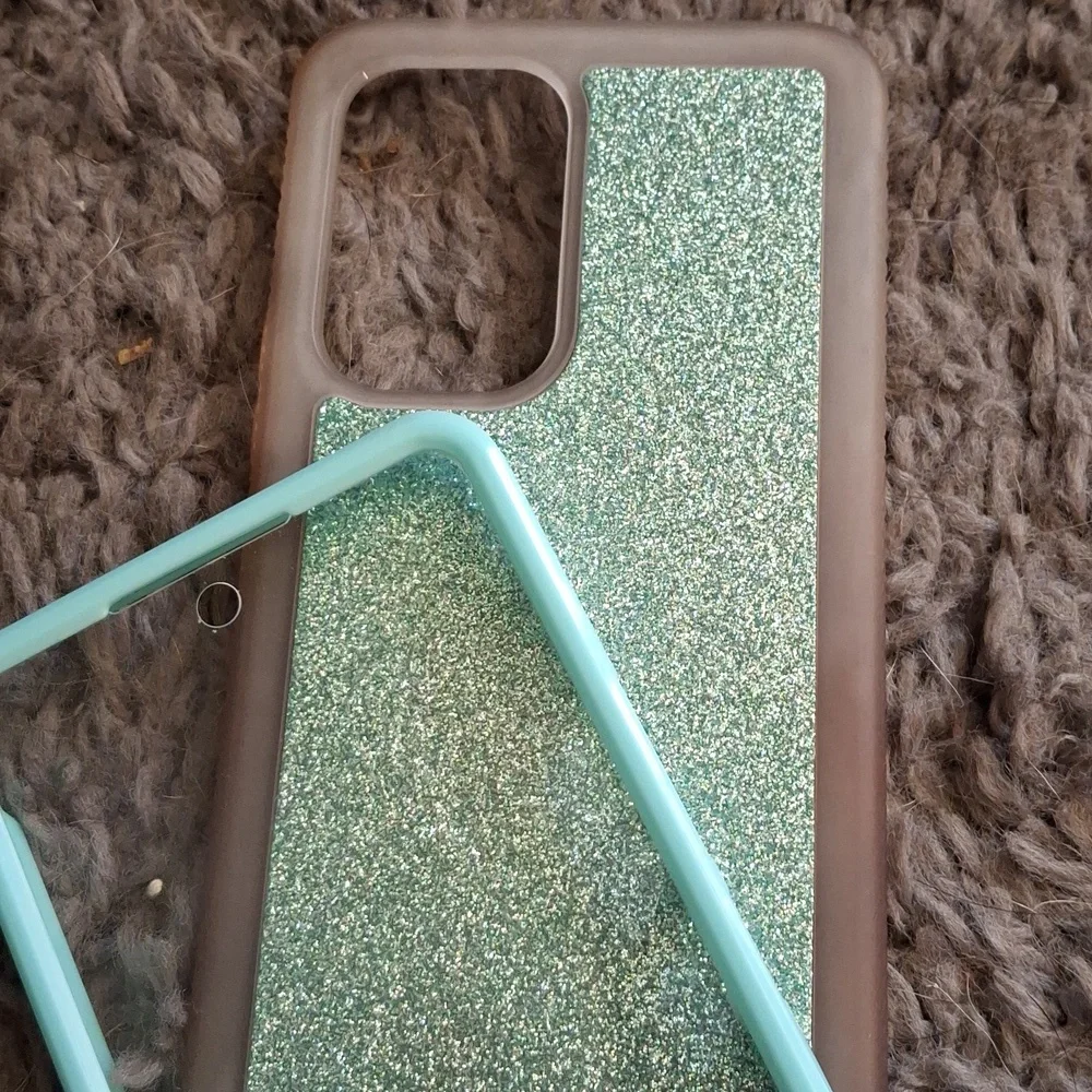 Lot of 2 EUC Samsung A53 cases w/ screen protectors - Picture 2 of 7